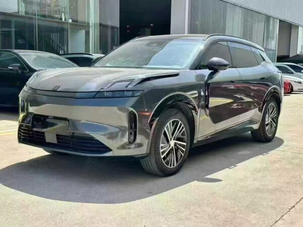 lynk & co 08emp