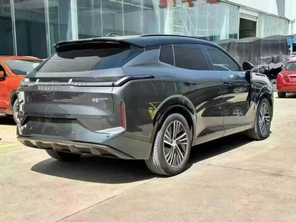 lynk & co 08emp