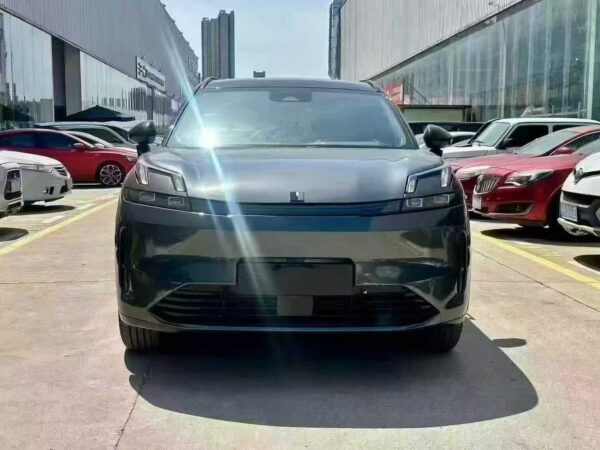 lynk & co 08emp
