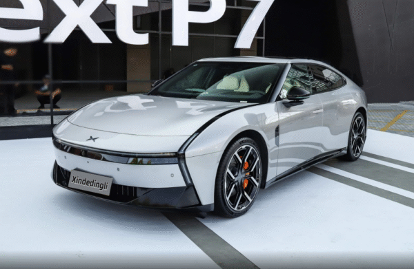 2025 xpeng p7