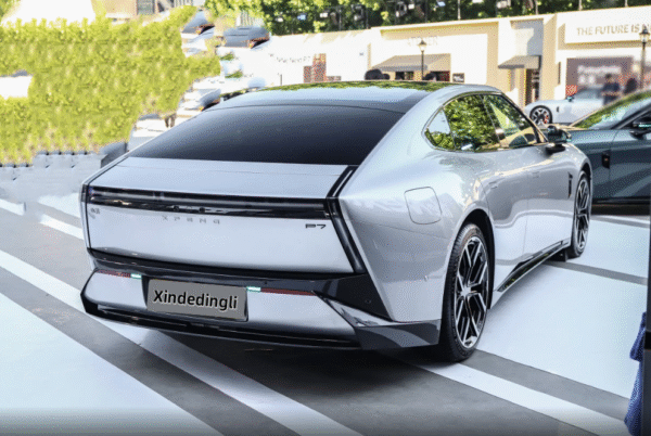 2025 xpeng p7